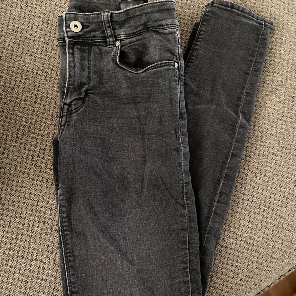 Black skinny jeans